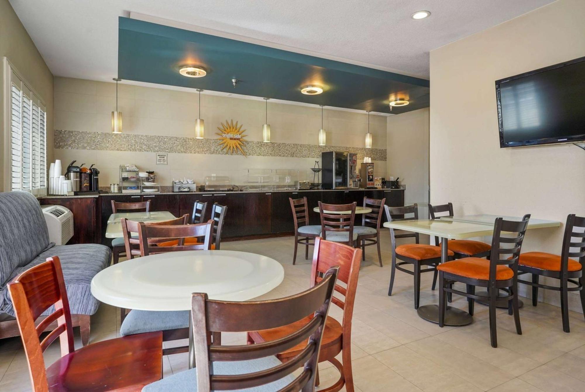 La Quinta By Wyndham Henderson-Northeast Denver Екстериор снимка